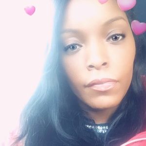 Meet your Posher, Staci